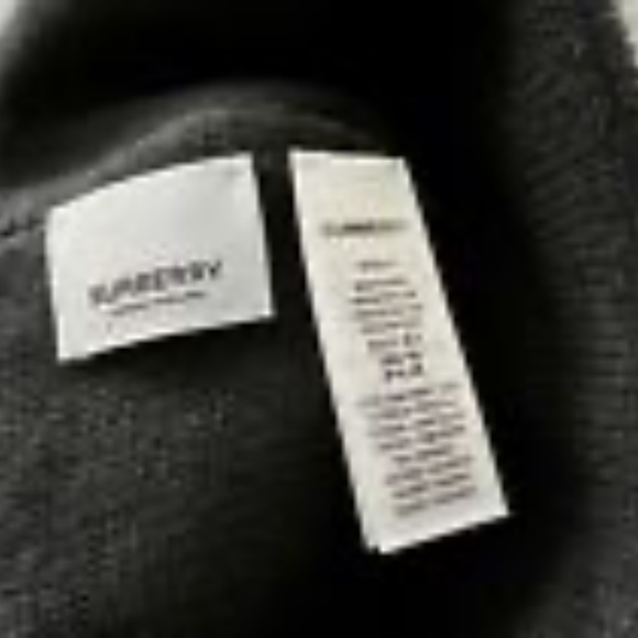 BURBERRY BEANIE